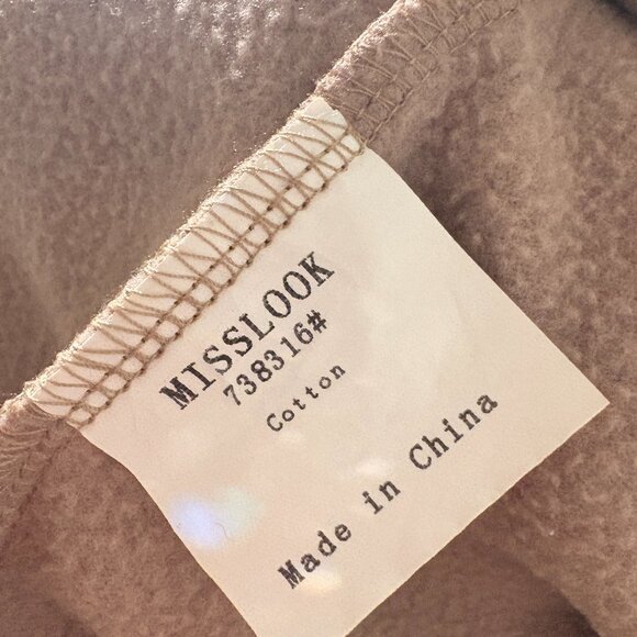 Beaute Paris hooded sweatshirt size M - Picture 5 of 5